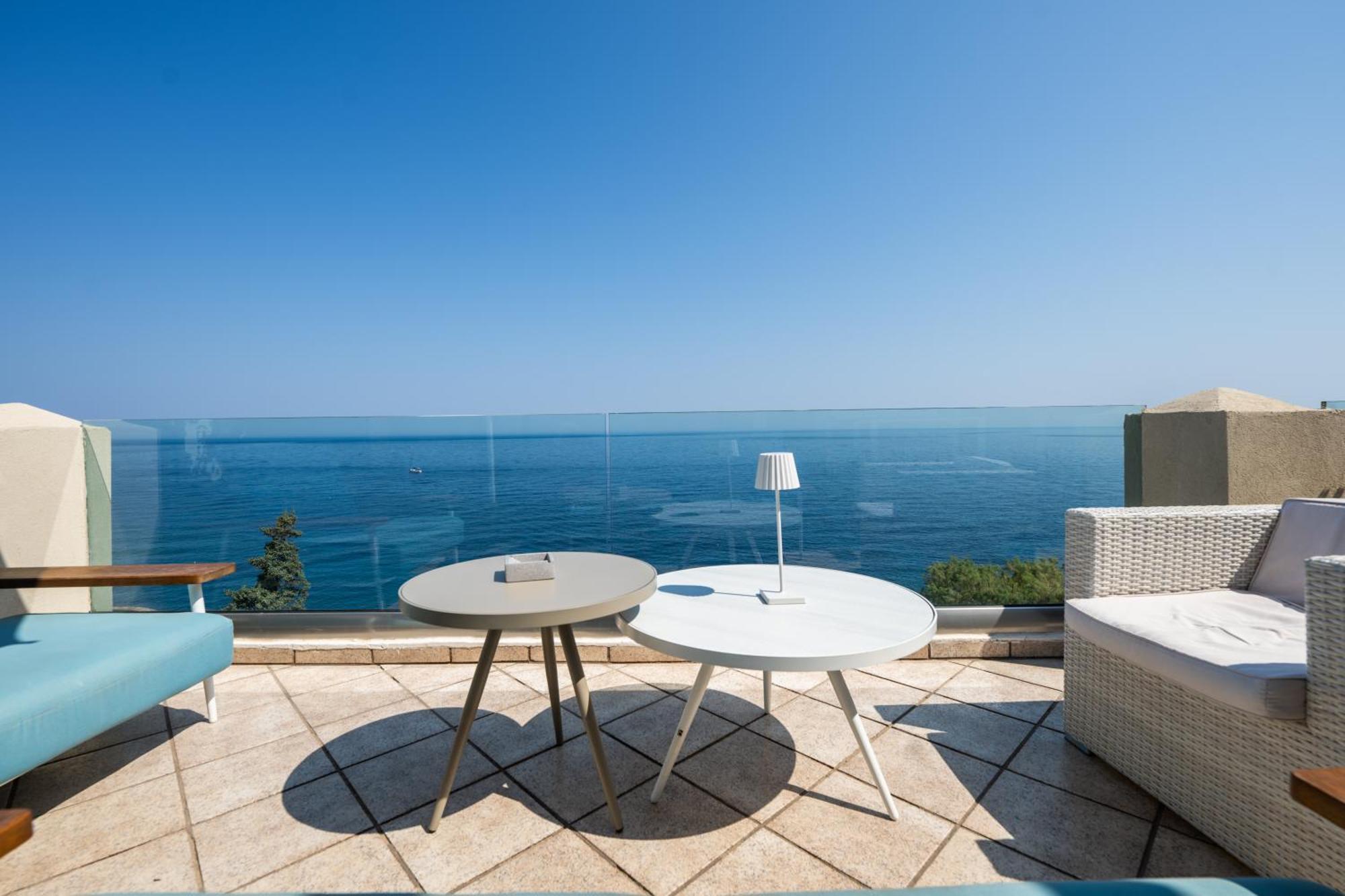 Cavos Bay Hotel & Studios Armenisztísz Kültér fotó