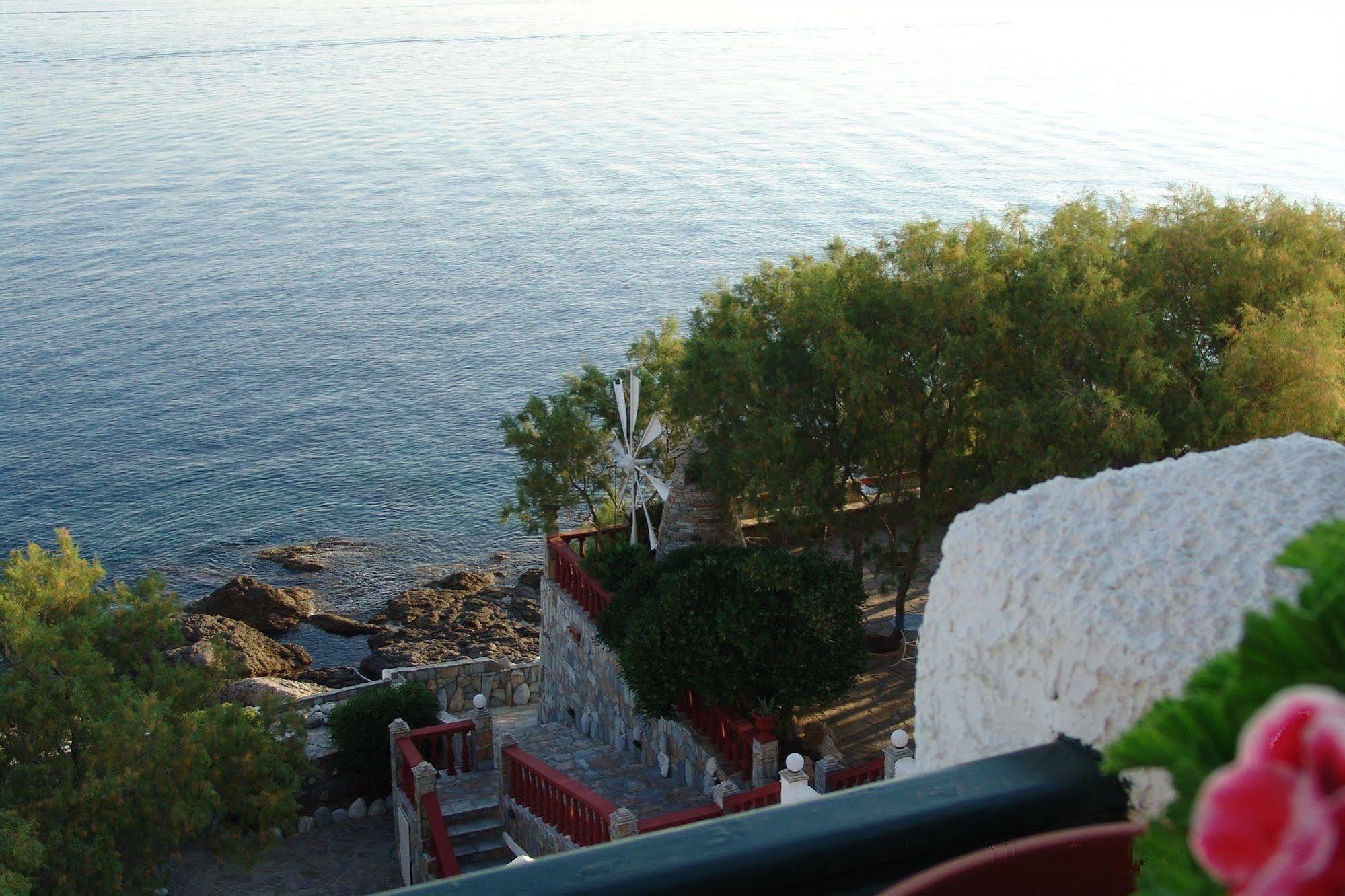 Cavos Bay Hotel & Studios Armenisztísz Kültér fotó