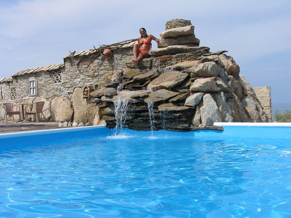 Cavos Bay Hotel & Studios Armenisztísz Kültér fotó